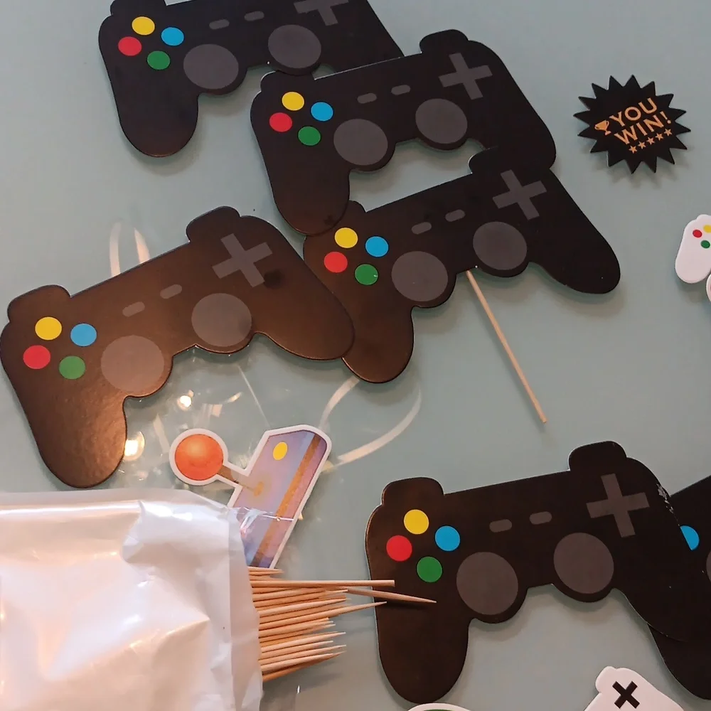 Birthday gaming decorations